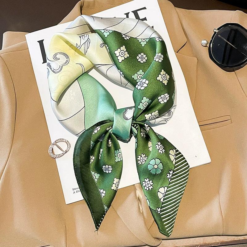 Luxury New Style Square Headscarf Women Sunscreen Beach Kerchief Popular The Four Seasons Scarves  Design 70X70CM Silk Hijab