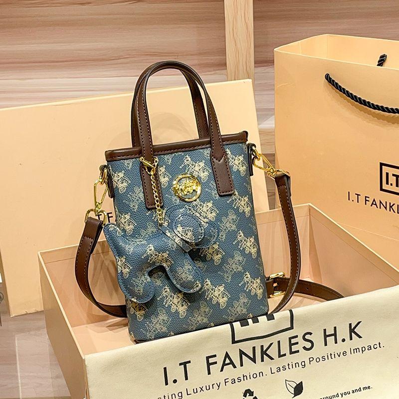 

Western Style Fancy Fall and Winter Shoulder Mini Phone Bag Horse-drawn cart Blue