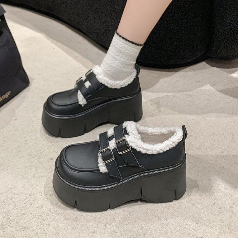 Small thick-soled women's winter new heightening and velvet small leather shoes, lamb wool warm cotton shoes