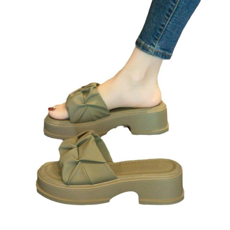 Cool Slippers Women's Summer Wear 2025 New Thick-soled Casual Fashion Thick-soled Heightening Beach Sandals One-word Drag