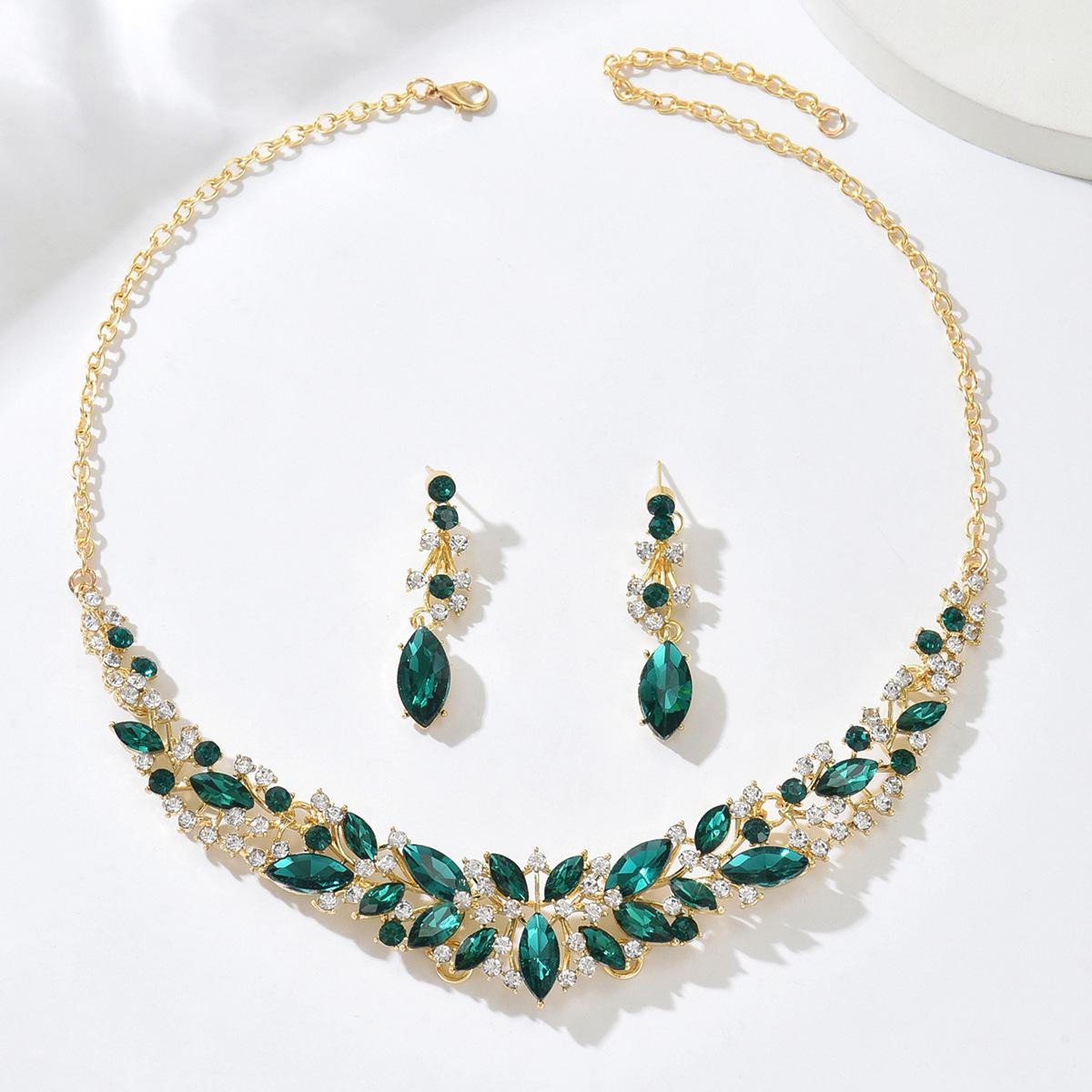 European and American Fashion Crystal Necklace & Earring Bridal Set