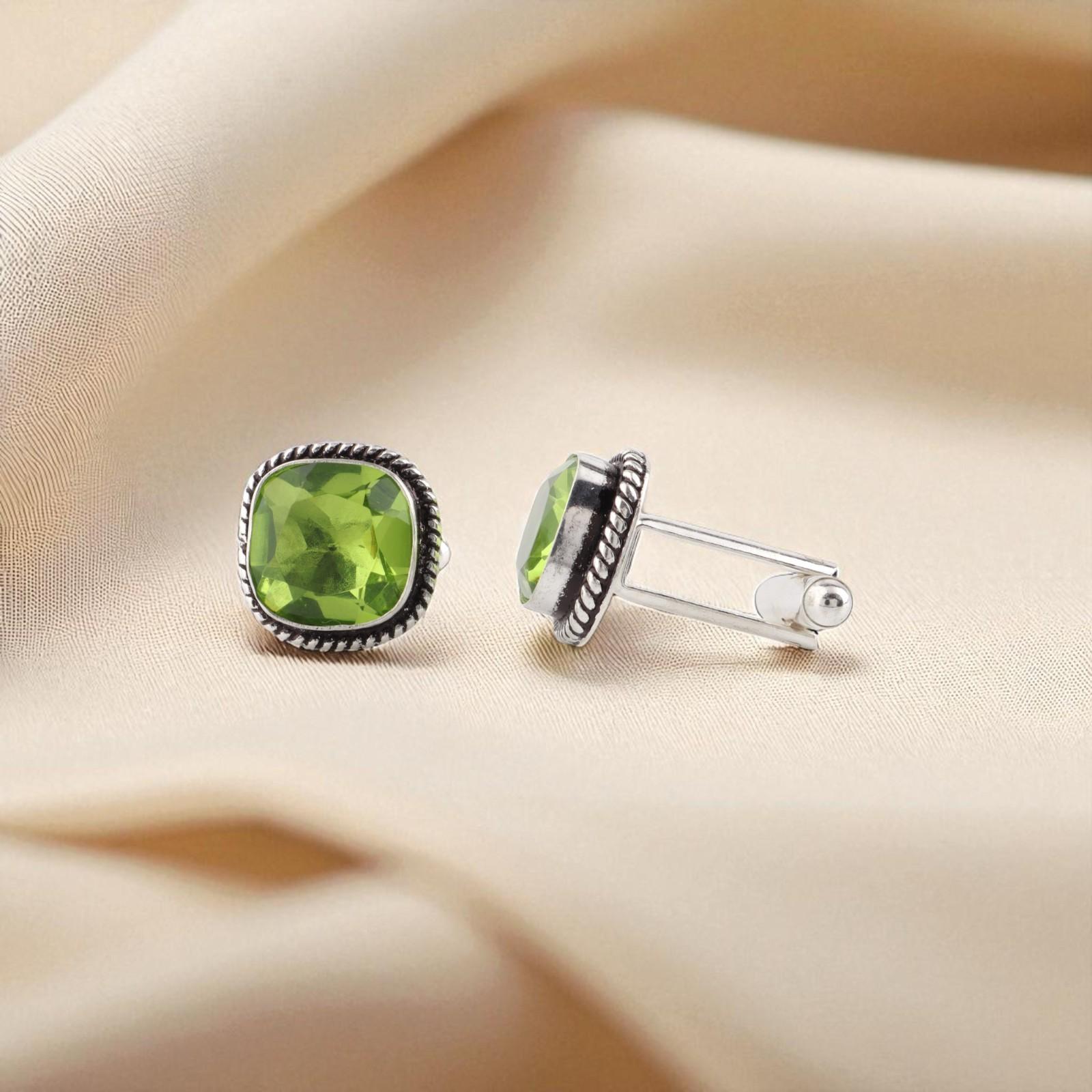 

Peridot Gemstone 925 Sterling Silver Jewelry Handmade Wedding Cufflinks 0.61 CL-7-9