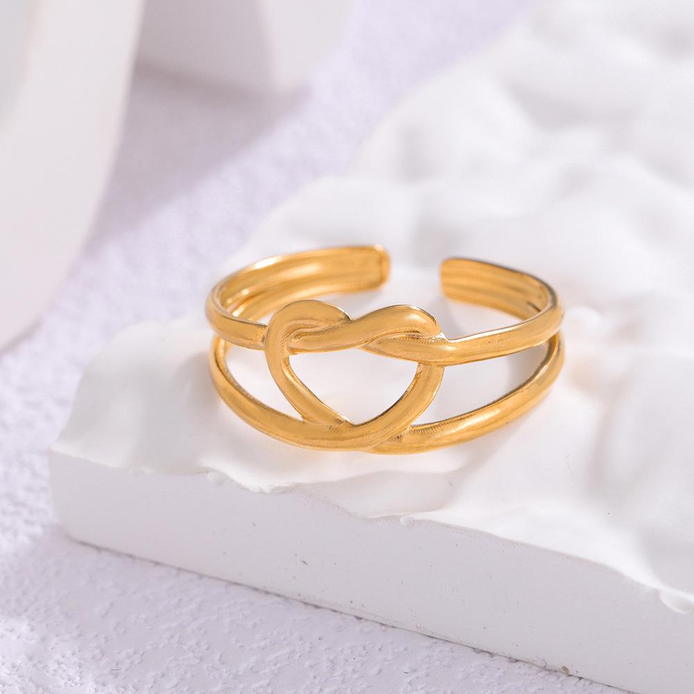 Damenring aus Edelstahl mit Herzdesign - Modisch, Hochwertiger Titanstahl mit Vakuum-Galvanisierung.