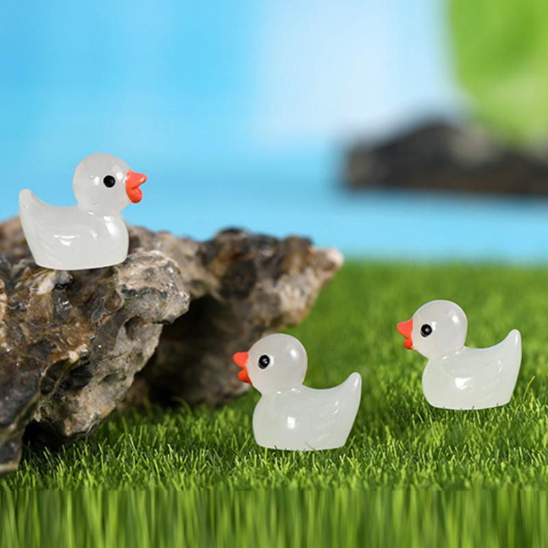 Adorable Glow-in-the-dark Resin Duck Figurine For Creative Decor Accessories