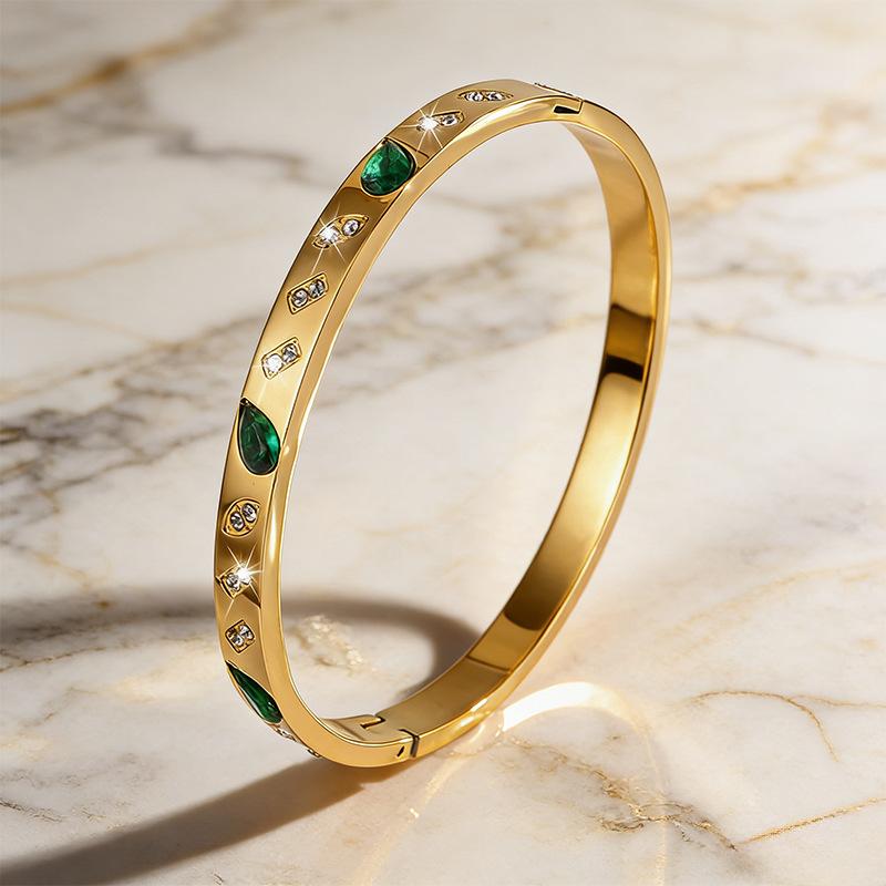 Fashionable Emerald Zircon Color Open Round Drop Rhombus Jewelry Bracelet 17CM