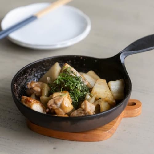 Harumi Kurihara IH Compatible/Nambu Ironware Ogasawara Rikucho x Harumi Kurihara Mini Pan with Lid, 19cm