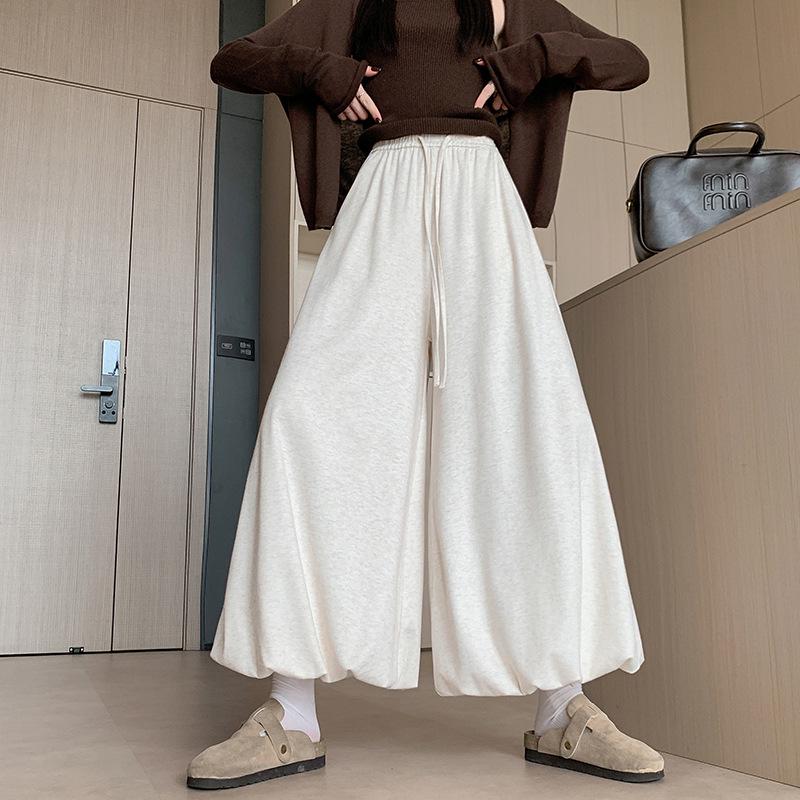 

Plus Size Women s High Waist Drape Wide Leg Skirt Pants for Autumn/Winter - Loose and Slimming Bloomers 2XL