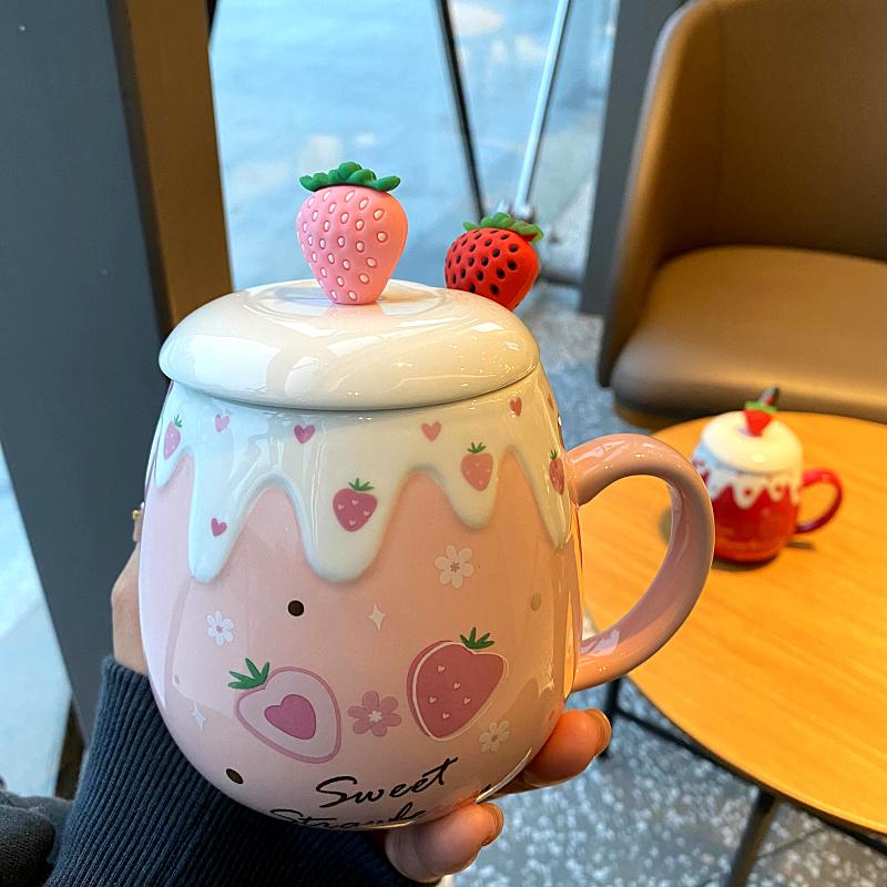 Cute Ceramic Cup Girl Heart with Lid and Spoon Mug Strawberry Large Capacity Creative Household Breakfast Coffee Cups
