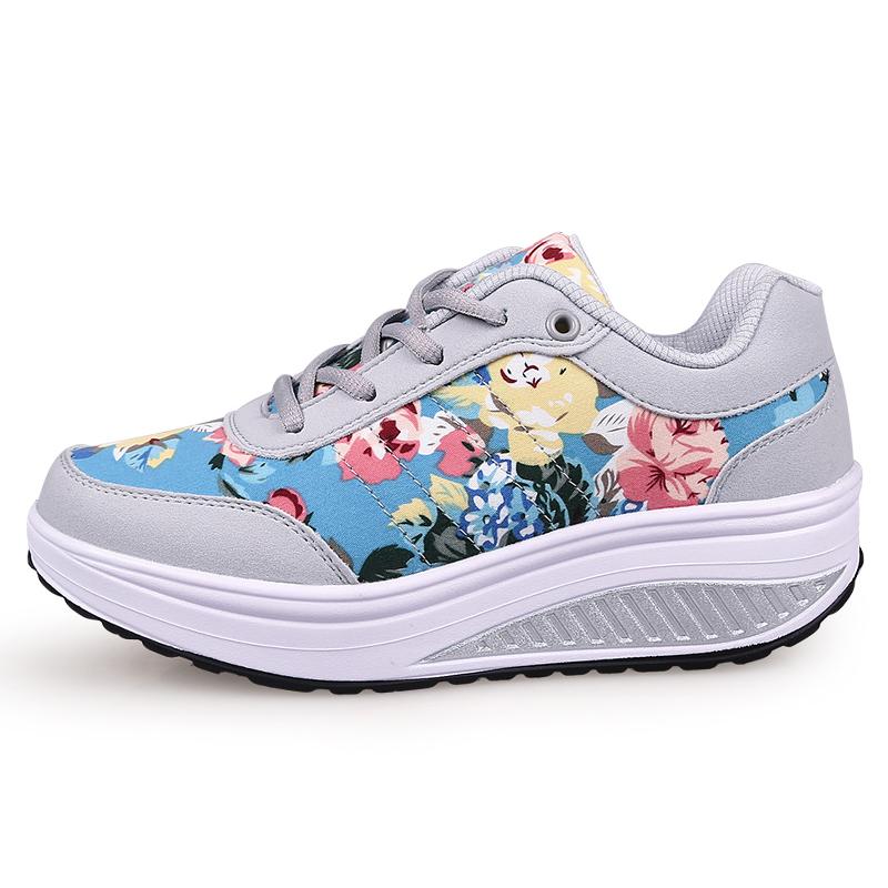 Women Casual Shoes Printed Women Canvas Shoes Tenis Feminino 2025 New Arrival Fashion Lace-up Platform Women Sneakers WSH3302