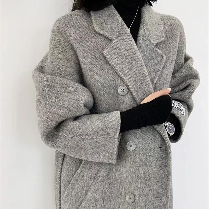 Korean Style Double-Breasted Wool Cashmere Coat for Women - Autumn/Winter, High-End Feel, Stand Collar, Light Luxury.
