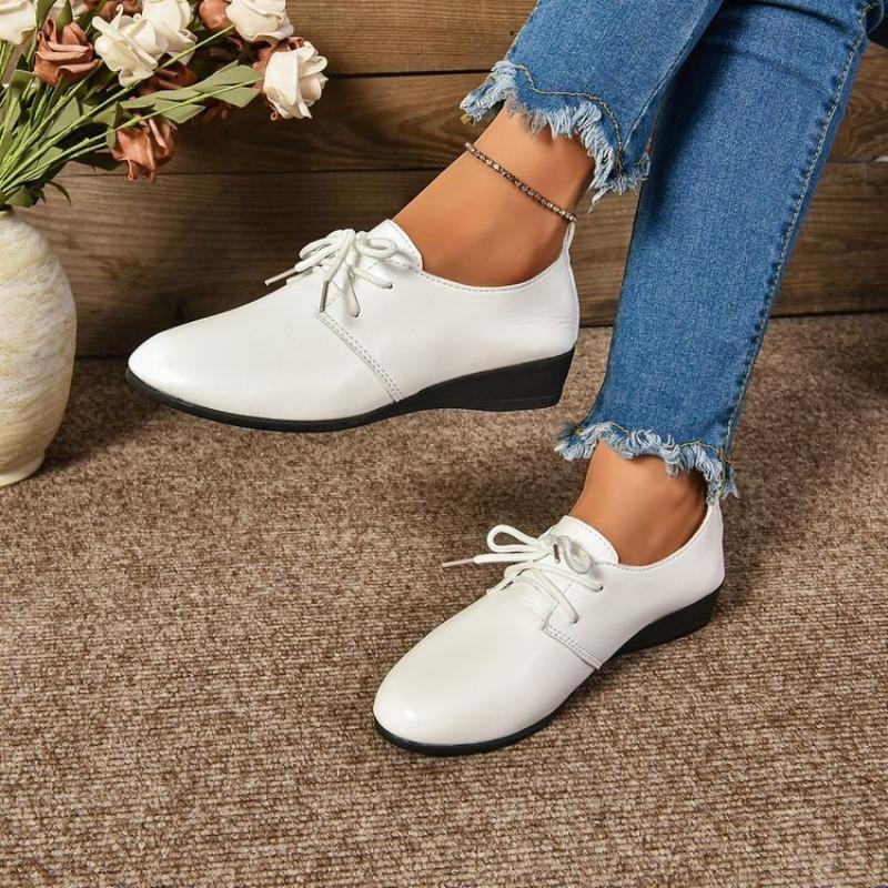 Large size single shoes women's spring and summer new casual single shoes pointed lace-up student versatile casual single shoes batch