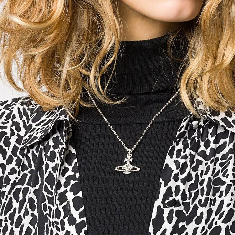 VIVIENNE WESTWOOD Mayfair Bas Relief Pendant Necklace Women Necklace Brass Crystal 63020052-W110-MY