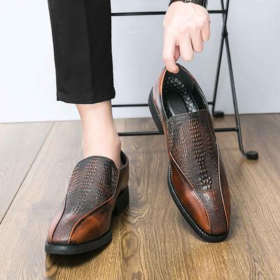 Fashionable New Lazy Leather Shoes with One Foot Men Pointed Small Leather Shoes Brand Men Business Dress Casual Leather Shoes