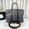 [Použité] Držák na dokumenty Voyage Commuter Kostkovaný Nastavitelný Odnímatelný Ramenní Popruh Plátěná Aktovka Taška na Notebook Crossbody H - Velmi dobrý #6KA6R8