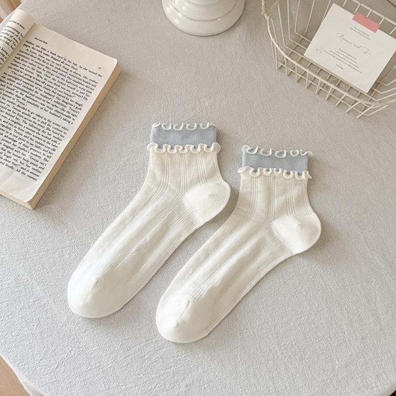 

Cotton Fiber Socks - Sweat-absorbing and Breathable Short-tube Socks with Double Wooden Ear Cuffs and Multi-color Design, Without Bones. 1 pair