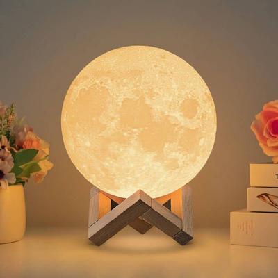 TOOGE Moonlight [Generația a 4-a], o lumină indirectă elegantă și populară pentru femei. imprimat 3D, încărcare USB, reglare a intensității luminoase sensibilă la atingere, fără trepte