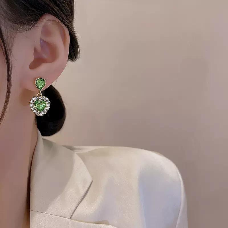Zirconia Sparkling Green Crystal Love Heart Dangle Earrings Fashionable Summer Accessories Party Jewelry Birthday Gift for Women