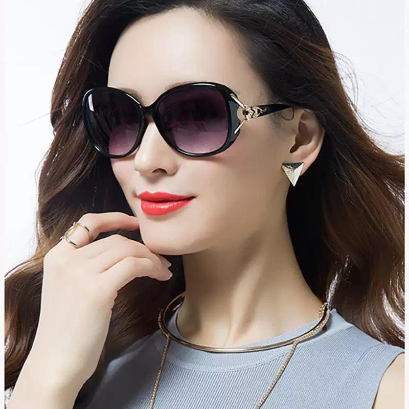 Fashionable Large Frame UV Protection Fox Head Sunglasses for Women