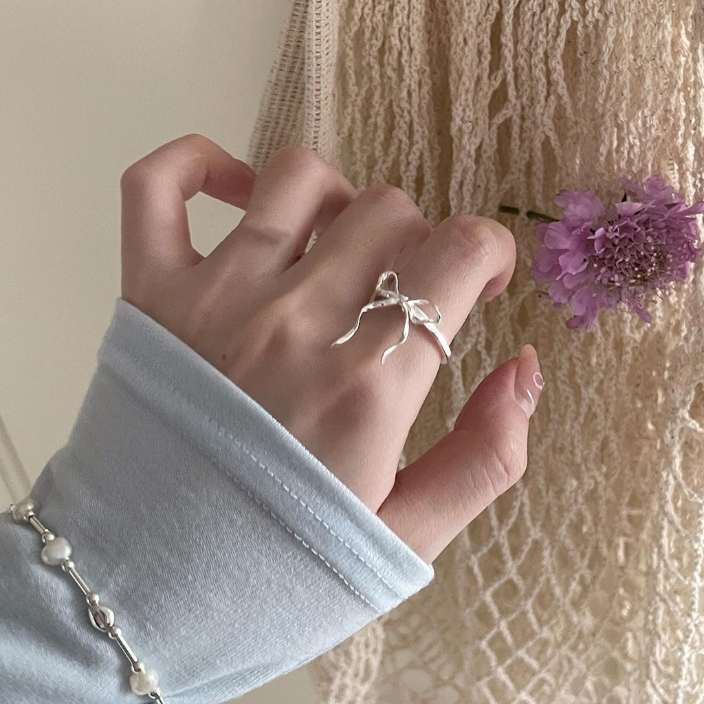 Elegant Bowknot Adjustable Ring For Women In Fashionable Copper Design Perfect For Everyday Wear