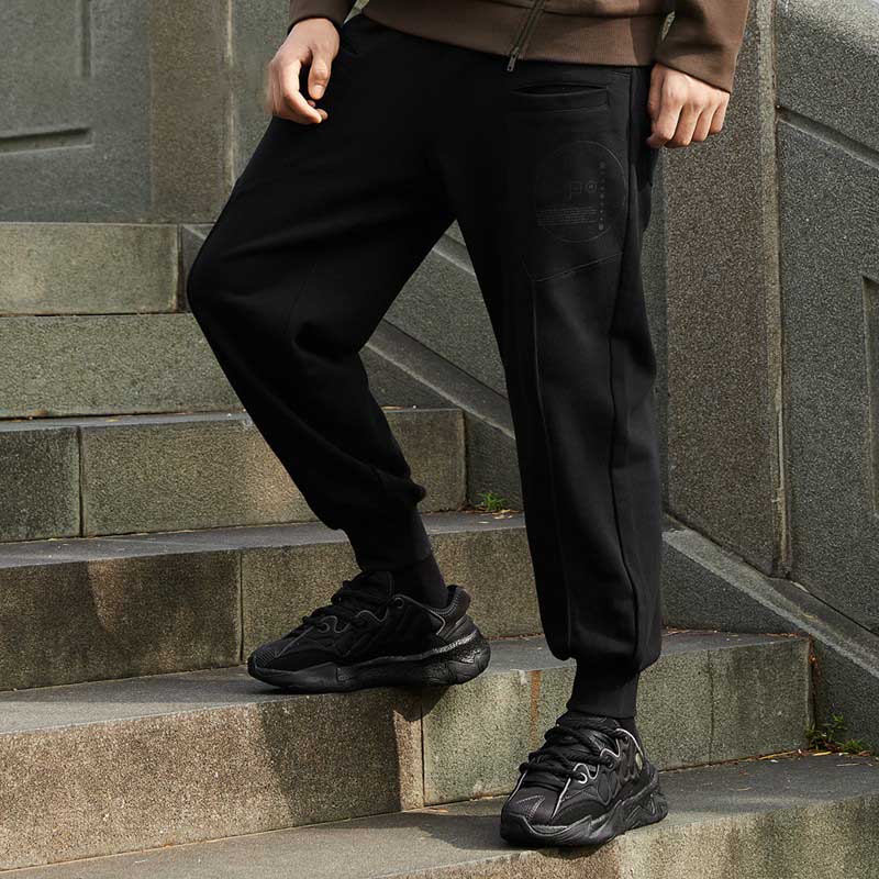Li Ning X Jackie Chan Collaboration Kung Fu Series Drawstring Loose Fit Jogger Pants Men Bottoms Black AKLS235-2