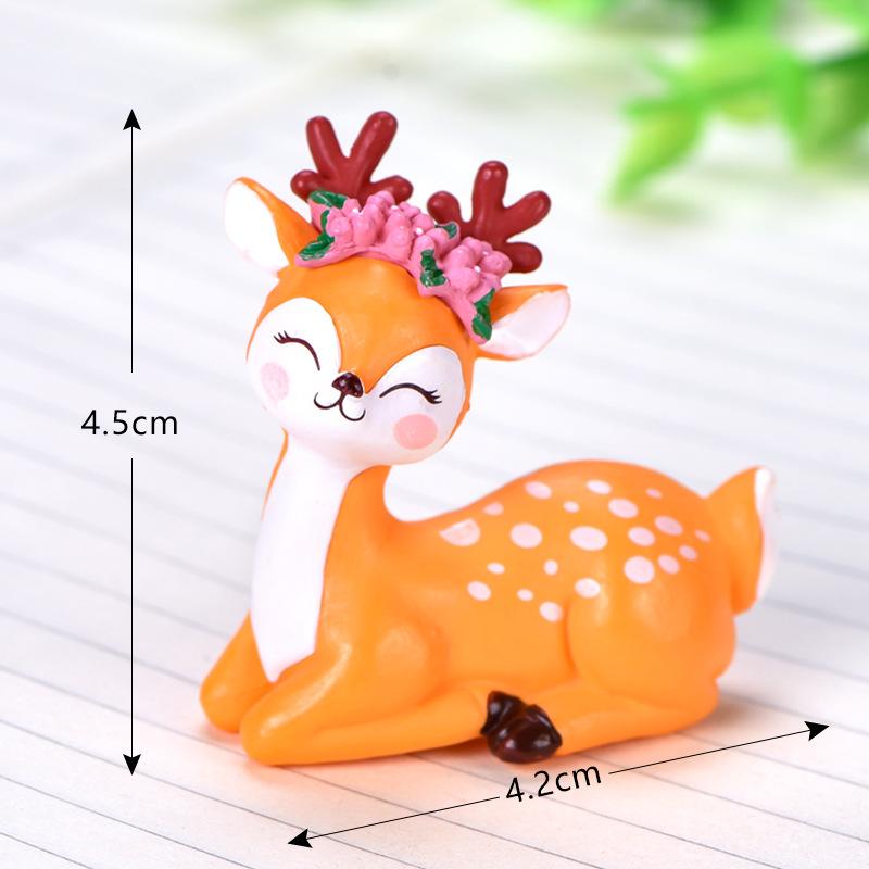 1pcs Wild Animal Little Sika Deer Model Ornaments Small Fawn Fairy Garden Miniature Accessories Decor Action Figure Figurine Toy