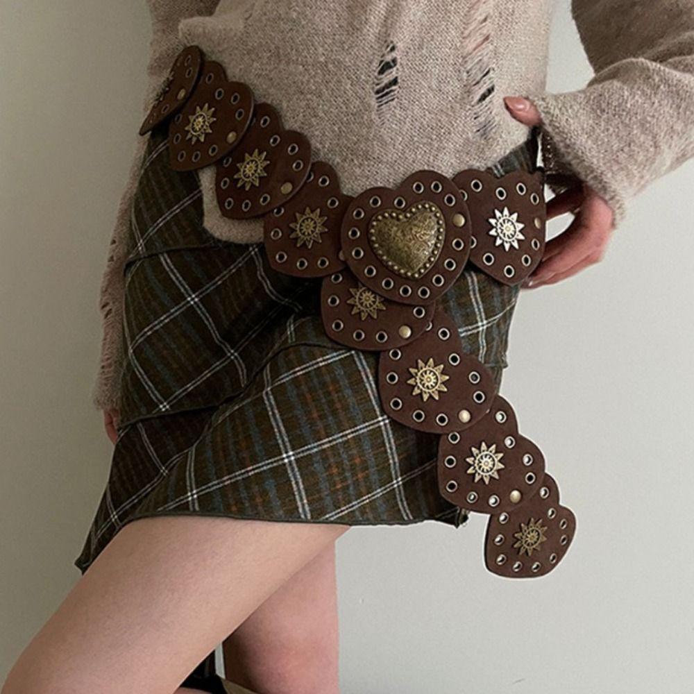 Y2K Metal Rivet Belts Wide Cowboy Waistband Casual Heart Belts Decorative Jeans