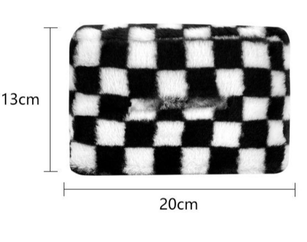 Cute Chessboard Grid Plush  Car Headrest Tissue Box Case Paper Tower Holder Auto Visor Hanging Organizer Styling Car Accessories