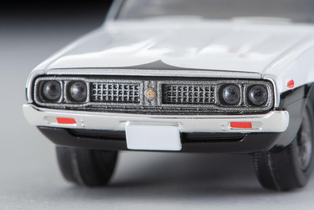 Tomica Limited Vintage Neo LV-N315a Nissan Skyline 2000GT Patruljebil Metropolitan Police Department 76 Års Ferdigprodukt