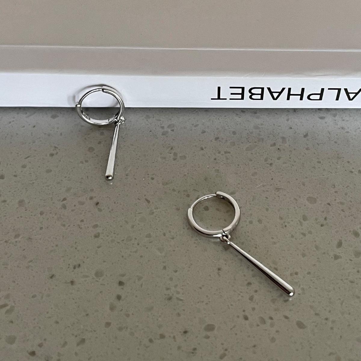 

925 silver needle water drop earrings women s niche design sense Sauron same earrings exquisite high sense autumn and winter earrings long 925 silver needle