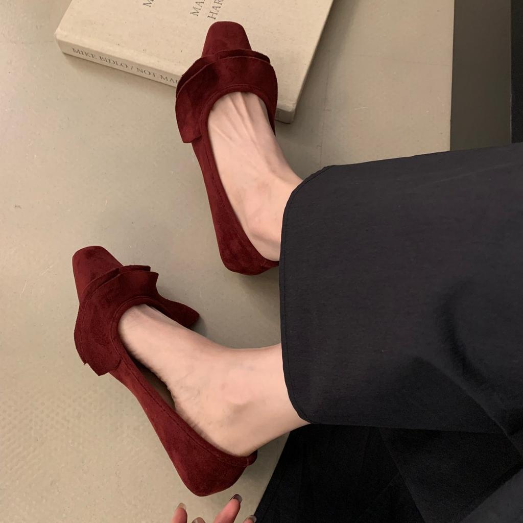 Ladyshoes 2025 new Korean version of spring and autumn versatile square head soft-soled flat shoes women's suede shallow mouth one-pedal single shoes