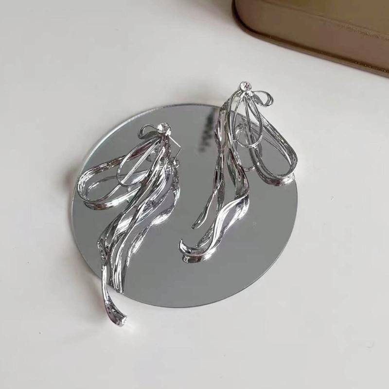Exquisite Exaggerated Big Long Bowknot Earrings for Women Fashion Irregular Metal Line Bow Earring Party Jewelry Gift