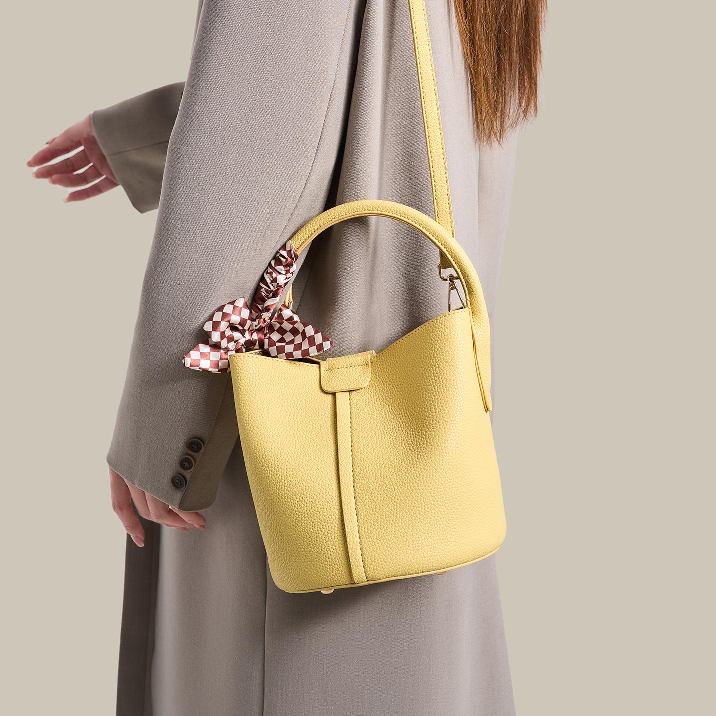 

Women s bag fashion casual bucket bag trend versatile child and mother bag silk scarf vegetable basket shoulder messenger bag