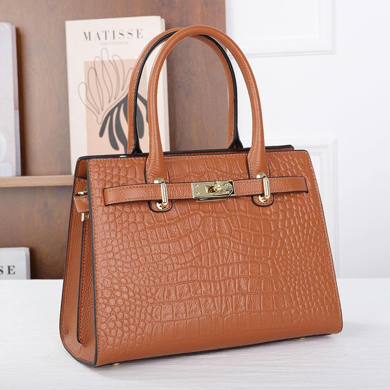 

Large bag light luxury niche high-end crocodile pattern tote bag large capacity women s leather versatile commuter shoulder bag women