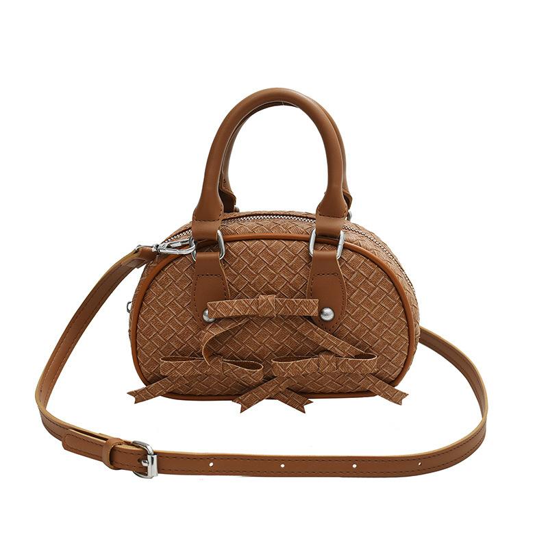 

Женская сумка поставка 2024 весна новая мода бант сумка через плечо ромбовидная плетеная сумка