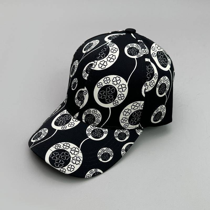 Graffiti Print Letters Anchor Skull Pattern Baseball Cap Men And Women Sunshade Street Versatile