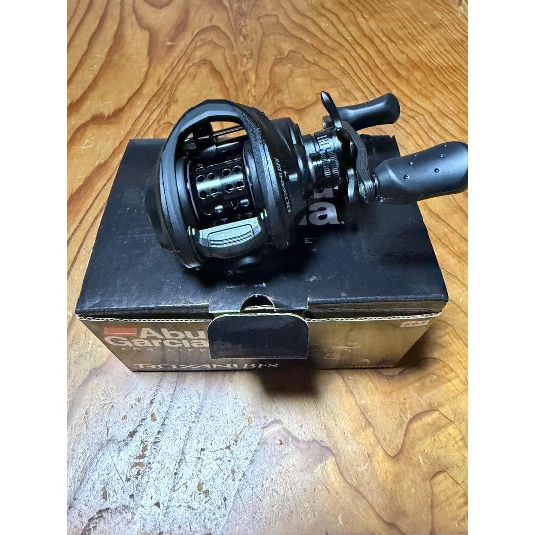 Used Abu Garcia ROXANI BF8 bait reel body