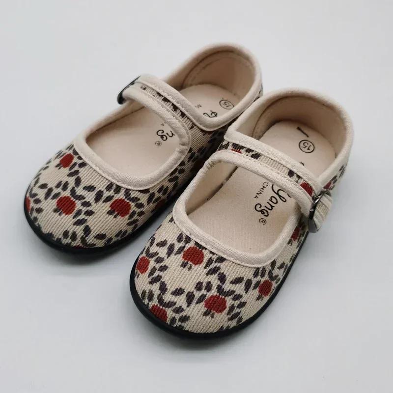 

HoneyCherry New Corduroy Floral Canvas Shoes Girls Square Mouth Indoor Shoes Soft Soled Non-slip Shoes 19Inner length18.8cm бежевий