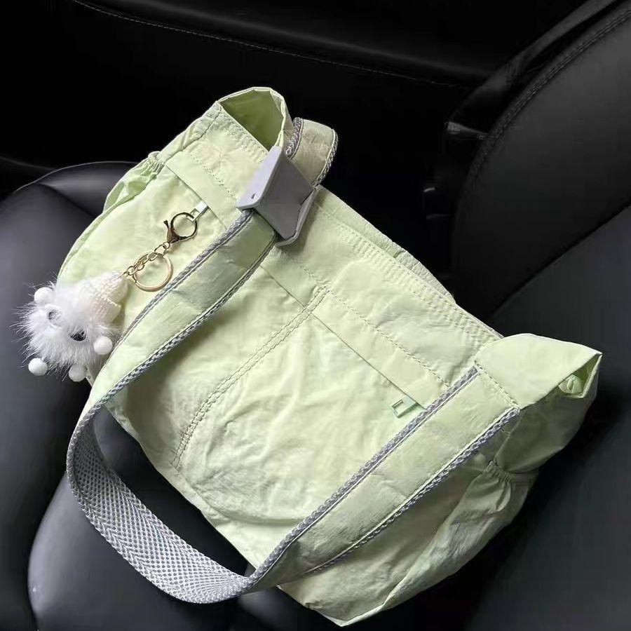 

Japanese Harajuku Lightweight Crossbody Bag Women Multi Pocket Large Capacity Shoulder Bag Ladies Solid Color Waterproof Bag New 30x22x13cm зелений