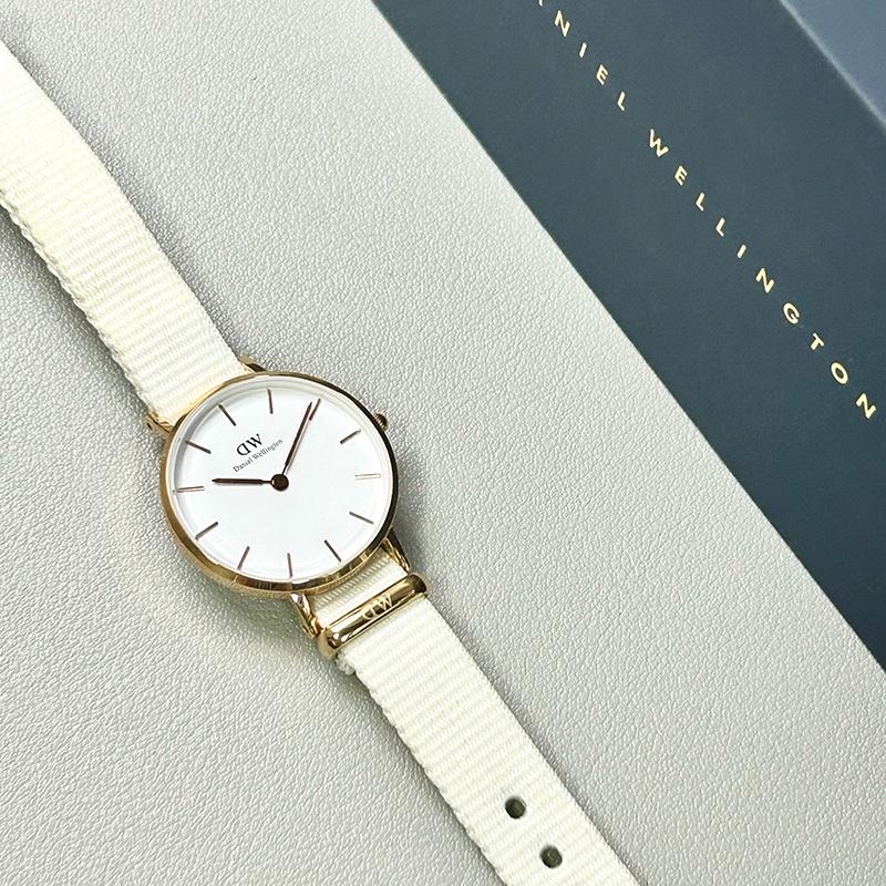 DANIEL WELLINGTON Watches for Women, Watches, Quartz Movement, Canvas Nylon Fabric Strap, White Dial, Women's Watch, 30 Meters Waterproof DW00100313-3
