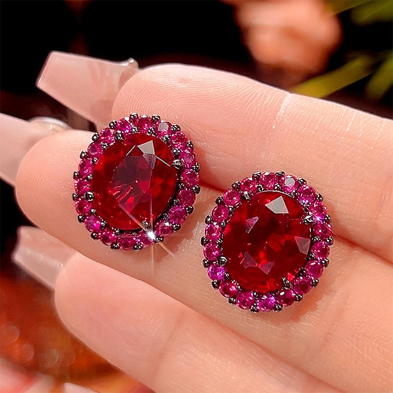 

Ювелирные изделия Медное основание с золотым покрытием Имитация красного корунда Премиальный набор в форме яйца Женский камень 15 * 20