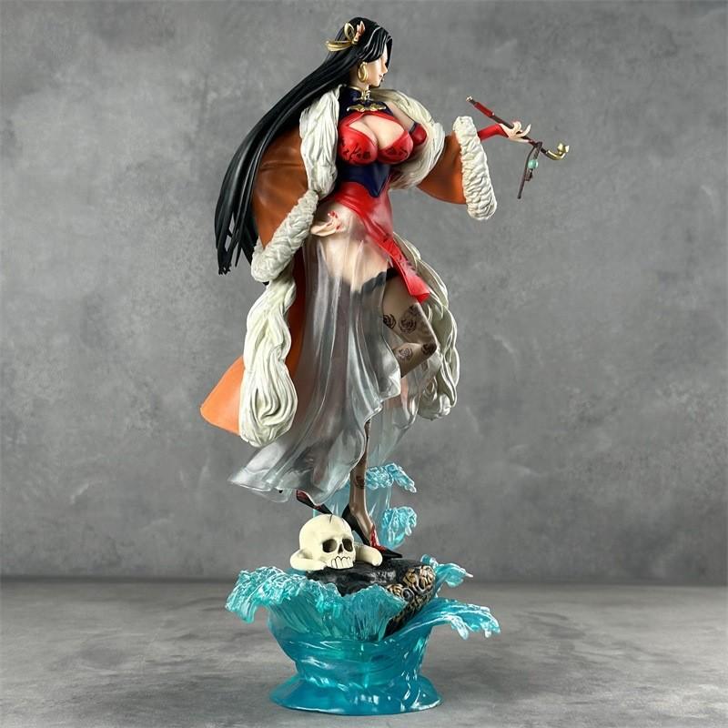 Stunning Anime Themed Hancock Figure Pvc Model Elegant Christmas Skull Pipe Decor