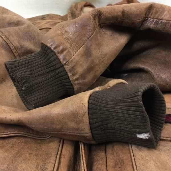 70. léta?/1978 Letecká bunda A-2 U.S.. Kožená bunda Armádního letectva Hnědá velikost L(POUŽITÝ)