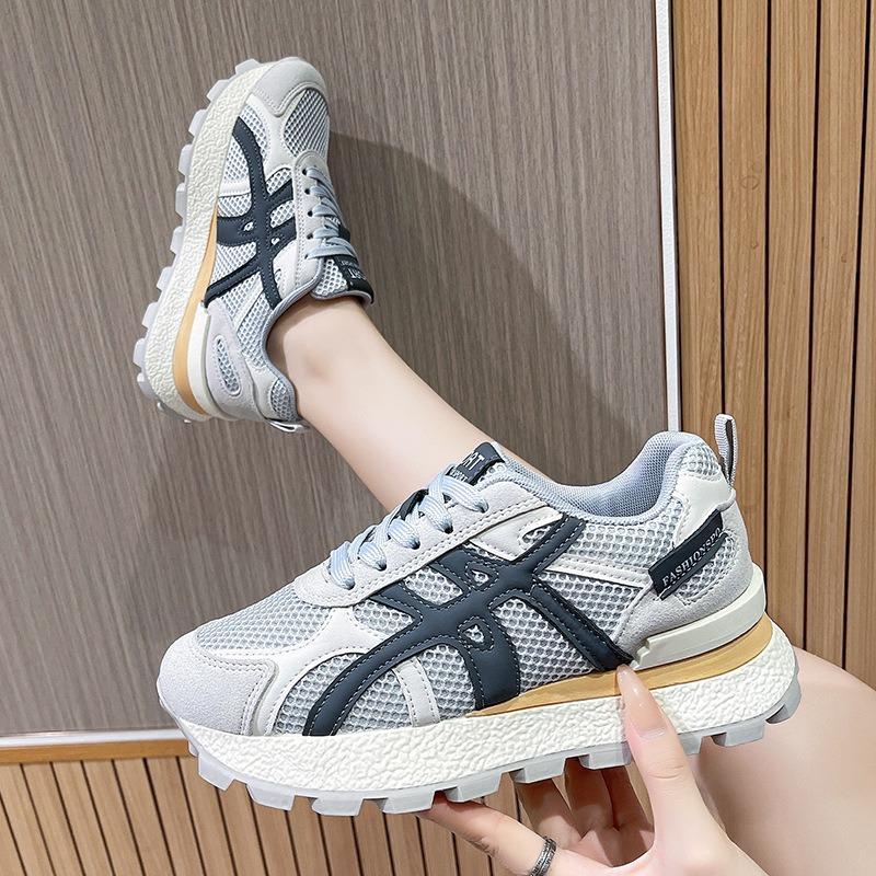 Light Luxury Thick-soled Women's New Spring and Autumn Mesh Breathable Sports and Leisure Shoes Dad Shoes