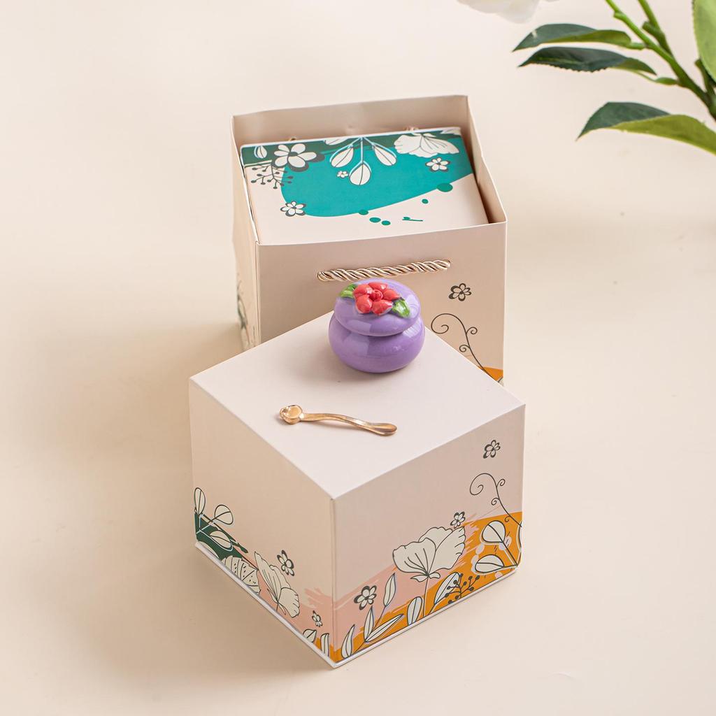 Exquisite Handmade Ancient-Style Solid Perfume Gift Box with Pinched Floral Design