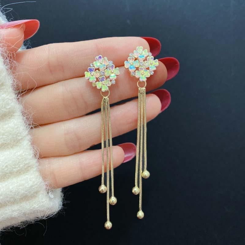 

1 пара модных серег-гвоздиков в форме цветка, ювелирный подарок