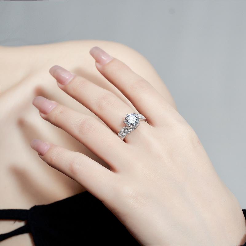 S925 Sterling Silver Moissanite One-Carat Ring - European & American Fashion