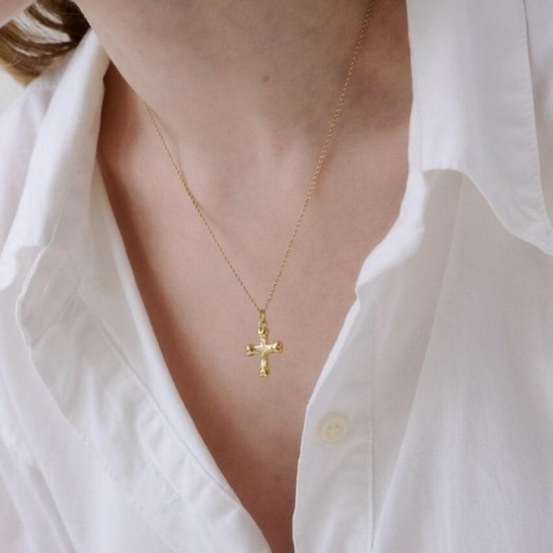 Salted Love Cross Necklace Mini