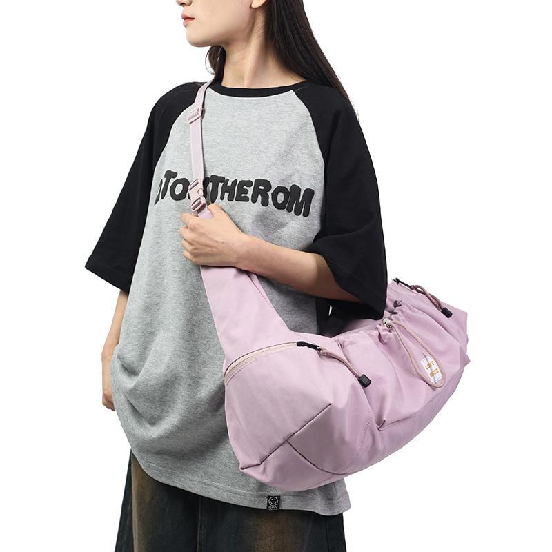Einfache und großvolumige Umhängetasche Pendler-Rucksack Herren Freizeittasche vielseitig Ein-Schulter-Tasche