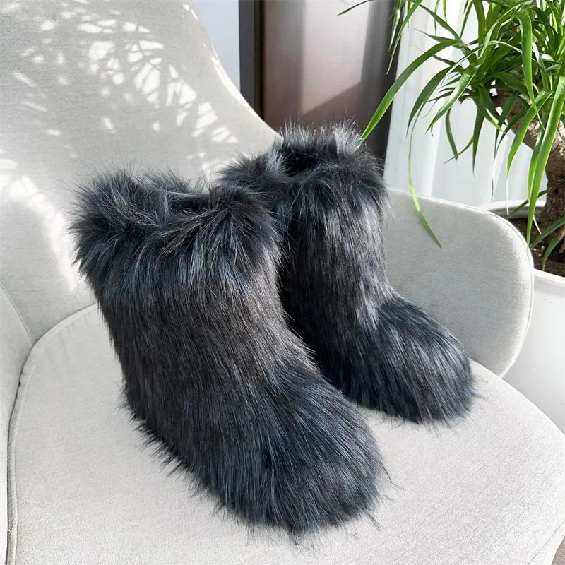 Fashion New Winter Fur Onepiece Raccoon Fur Female Snow Boots Fur Shoes Outdoor Mid Leg Boots
