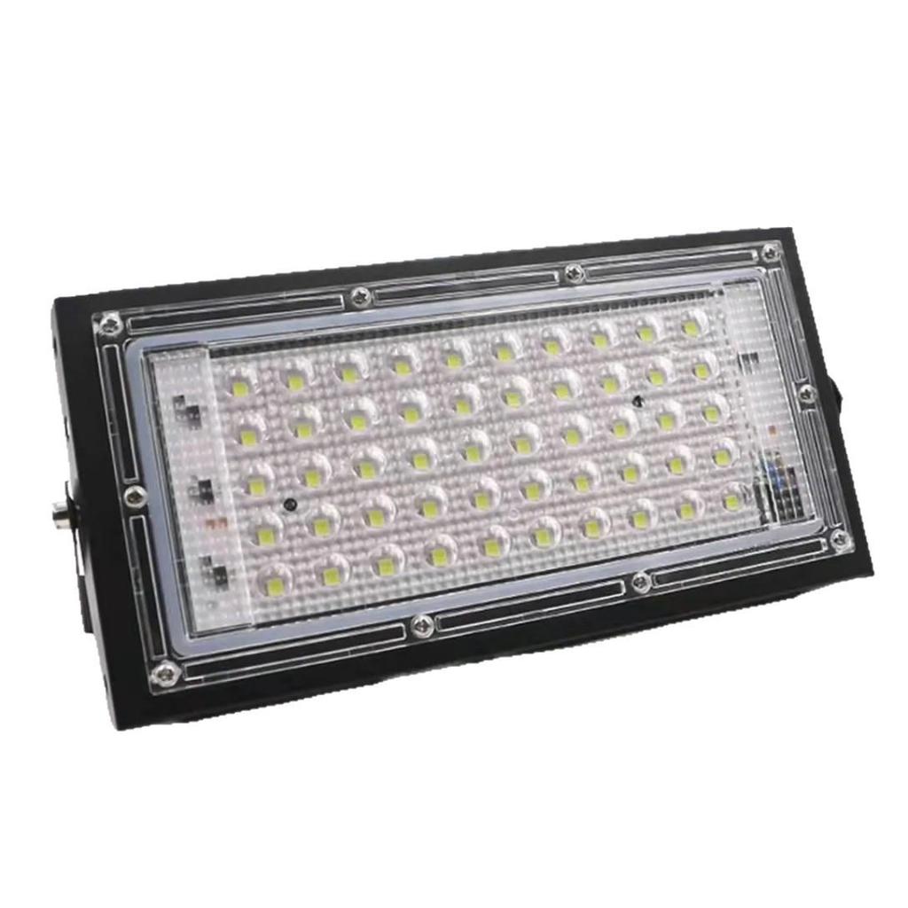Durable Outdoor LED Floodlight, IP65 Waterproof, 50W/100W, AC220V
